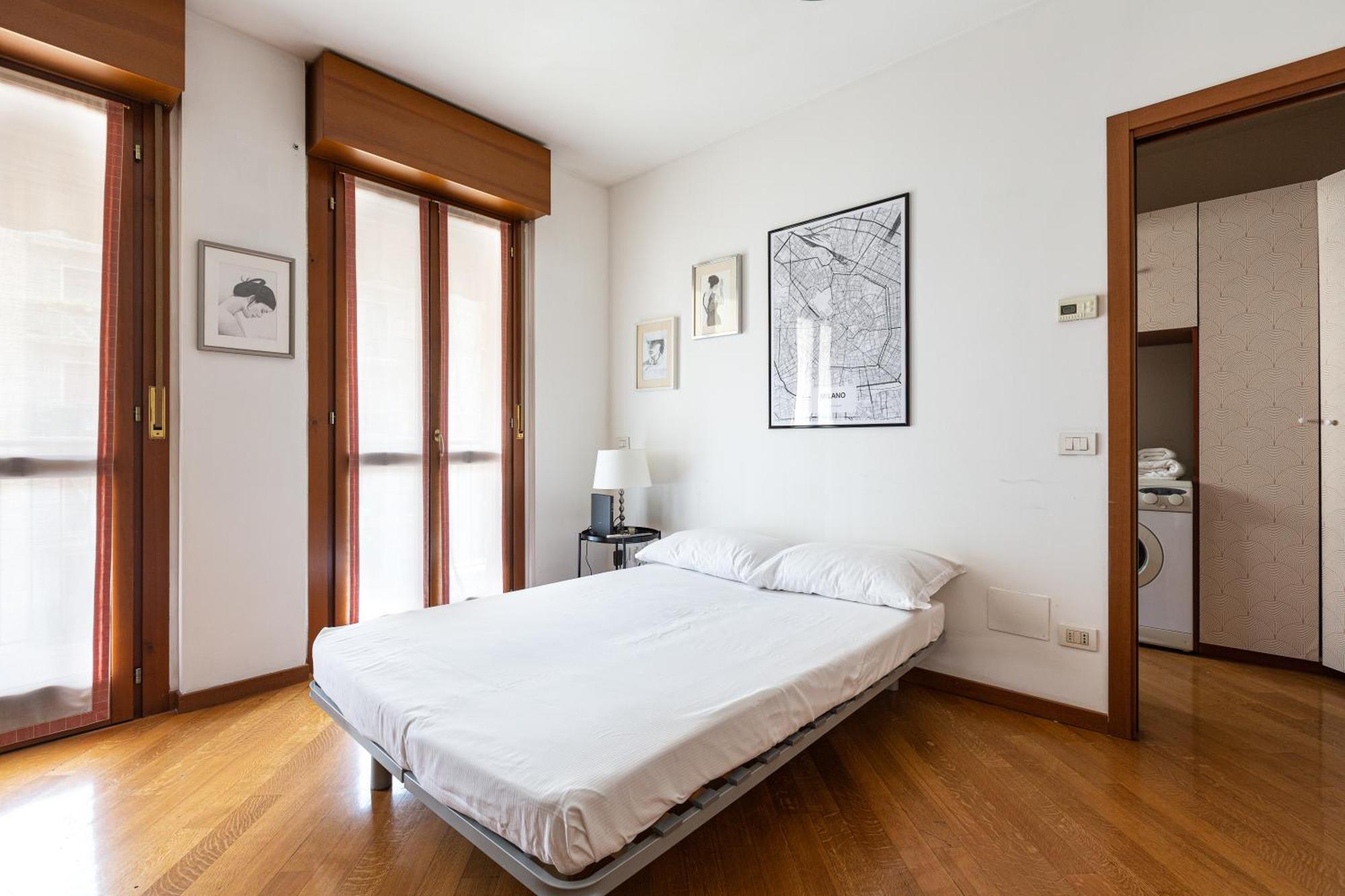 Cosy Studio With Balcony & Private Garage ميلان المظهر الخارجي الصورة